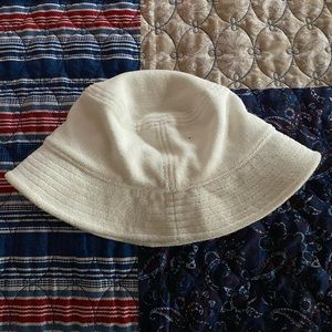 aerie bucket hat